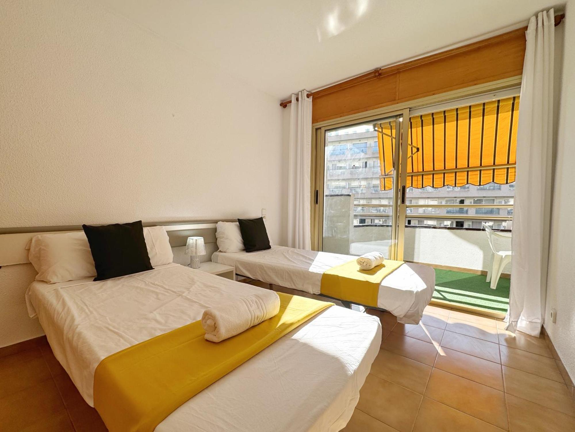 Domuum Holidays - Cordoba Salou Exterior foto